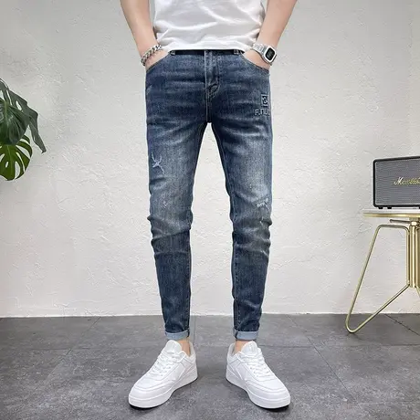 2023秋季新款轻奢潮流男士牛仔裤做旧破洞烫印个性小脚牛仔长裤男商品大图