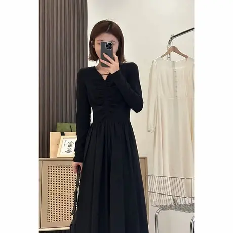 法式黑色长裙气质连衣裙女2023秋季设计感收腰显瘦裙子图片
