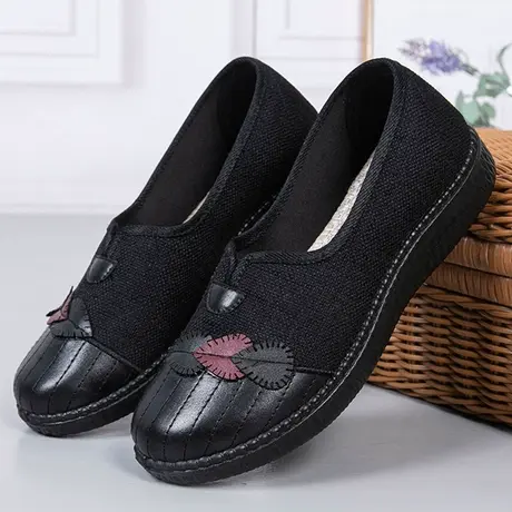 老北京布鞋女单鞋中老年人透气平底宽松妈妈鞋软底防滑老人奶奶鞋商品大图