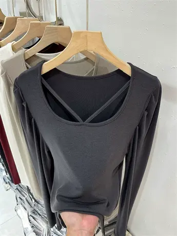 纯色羊绒T恤褶皱交叉拼接针织衫女2023年早秋长袖修身时尚打底衫商品大图