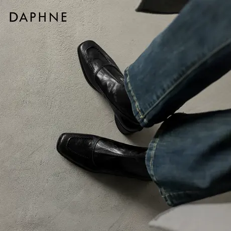 达芙妮黑色靴子女2026新款秋冬粗跟瘦瘦靴冬季加绒方头短靴马丁靴图片