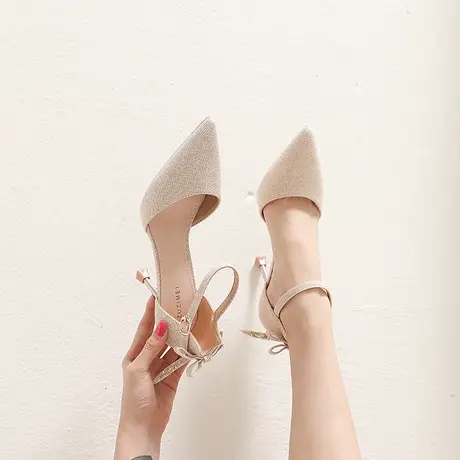 2023年春季新款法式尖头一字扣带高跟鞋女细跟性感蝴蝶结中空单鞋图片