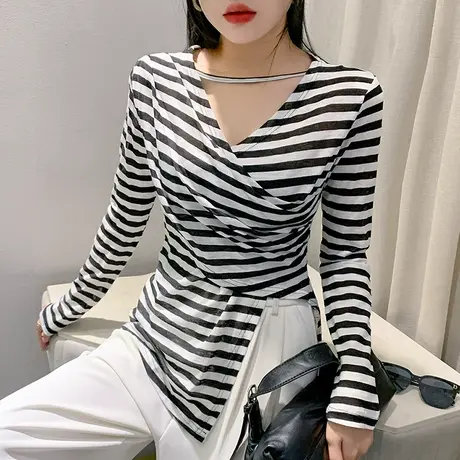 性感交叉V领T恤女长袖秋季新款洋气条纹打底衫不规则开叉网红上衣商品大图
