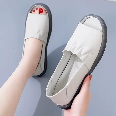 妈妈真皮凉鞋女2023新款春夏中老年平底单鞋宽胖脚大码两穿凉拖鞋商品大图