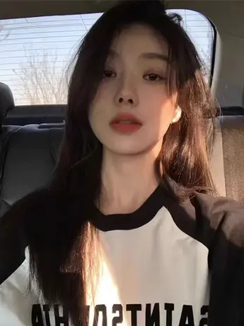 秋季2023新款插肩t恤网红爆款高品质宽松设计感打底衫长袖女上衣图片