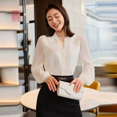 EP雅莹高端系列 灵动泡泡袖 真丝立领白衬衫 春夏商场同款2219A图片