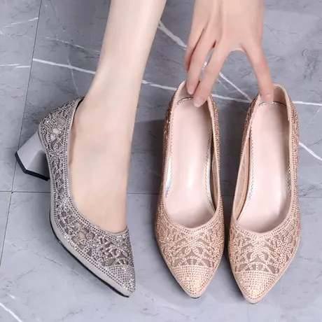 时尚中跟大码凉鞋41一43女2023年新款外穿女款秋季镂空水钻网纱鞋图片