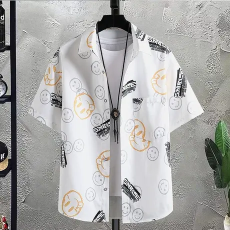 冰丝短袖衬衫男夏季宽松透气薄款衬衣潮牌字母印花笑脸五分袖寸衫图片