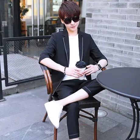 夏季男士修身中袖小西装韩版潮流青年休闲帅气七分袖西服套装男图片