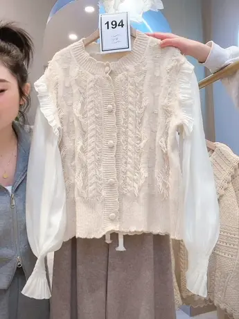 上衣设计感小众女春装新款甜美百搭衬衫时尚流苏拼接假两件针织衫图片