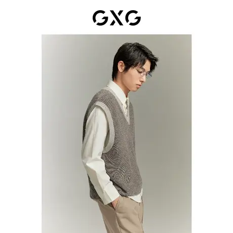 【龚俊心选】GXG男装 城市通勤卡其条宽松时尚潮流v领背心商品大图