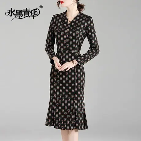 【1件7.9折】连身裙冬季新款中长款修身连衣裙时尚花色百搭打底裙商品大图