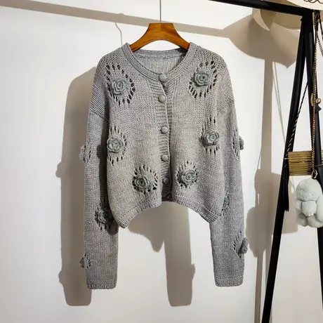 立体花朵毛衣开衫女秋冬2023新款宽松圆领气质短款针织衫上衣外套图片