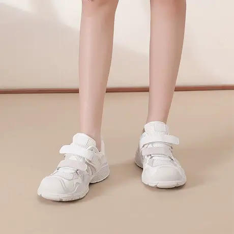 VME/舞魅女士休闲鞋夏季透气厚底增高女款轻便软底通勤简约休闲鞋商品大图