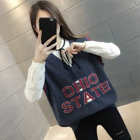 2023春装新款毛衣马甲V领字母宽松复古背心慵懒无袖坎肩针织衫女图片