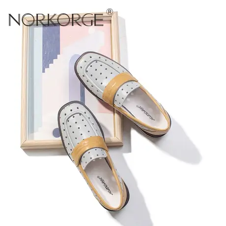 2023新款夏复古英伦风蓝色乐福鞋洞洞鞋女真皮方头粗跟平底鞋凉鞋图片