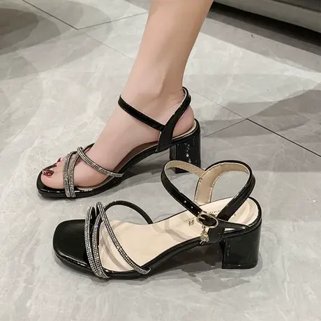 水钻凉鞋女粗跟2023年新款夏季女款妈妈仙女风配裙子中跟高跟鞋夏图片