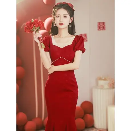 鱼尾敬酒服2023新款新娘女夏季结婚红色订婚礼服大气高级质感长裙图片