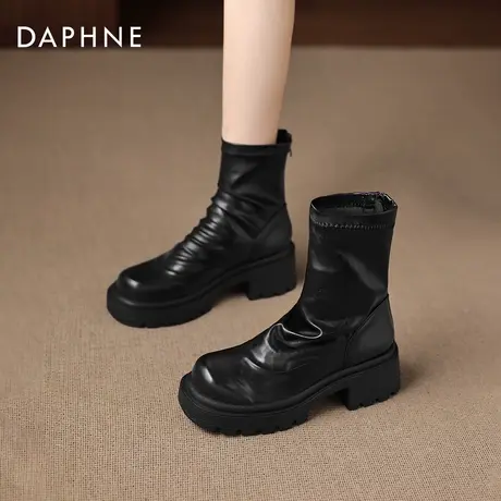 达芙妮黑色短靴子女2026冬季新款厚底瘦瘦靴粗跟马丁靴加绒骑士靴图片