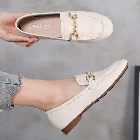 真皮女士大码皮鞋41一43平底2025新款通勤春季软底单鞋休闲42瓢鞋图片