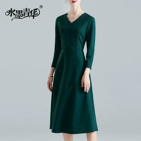 【1件7.9折】秋装新品时尚V领修身A字裙简约纯色百搭长袖连衣裙女商品大图