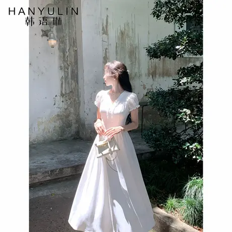 韩语琳 8/18 法式温柔风白色连衣裙女2025新款独特漂亮绝美长裙图片