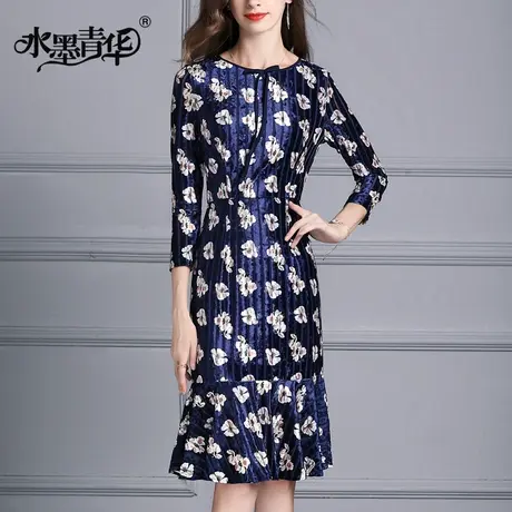 【1件7.9折】冬装新品时尚印花修身显瘦气质优雅丝绒连衣裙女装图片