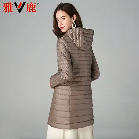 雅鹿正品新款轻薄羽绒服女中长款中老年大码妈妈连帽轻便保暖外套图片
