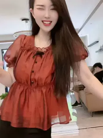 女士夏季新款气质时尚洋气短袖T恤大码宽松遮肚显瘦减龄女装小衫图片