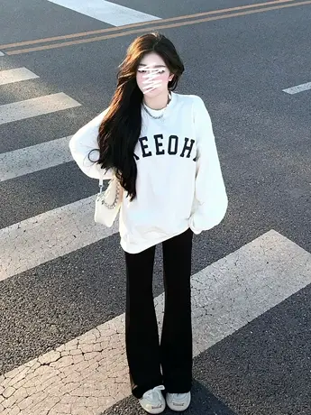 oversize圆领卫衣女秋冬加绒加厚字母印花慵懒宽松小众潮牌上衣图片