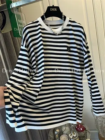 笑脸黑白条纹圆领长袖针织T恤上衣女韩版宽松休闲秋装打底衫新款图片