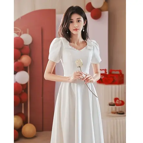 白色小晚礼服裙轻奢小众高端订婚宴会气质法式中长款夏蝴蝶结V领图片