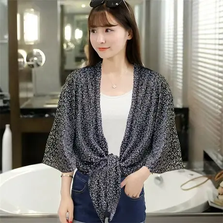 2023早春新款衬衫女夏季宽松设计感小众上衣外搭薄款防晒开衫外套图片