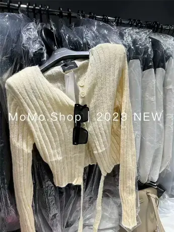 辣妹上衣女2023秋季新款韩版纯欲风修身显瘦v领排扣短针织衫毛衣商品大图