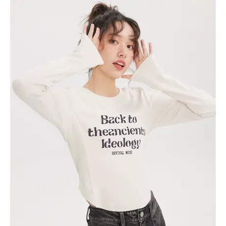 尔给2023早春新款长袖甜辣独特上衣超好看减龄修身内搭打底衫女图片