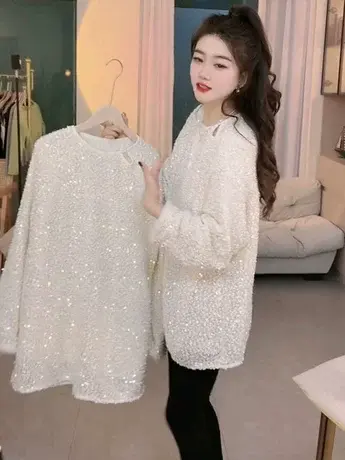 今年流行洋气减龄2024春季新款法式重工亮片宽松休闲纯色圆领T恤商品大图