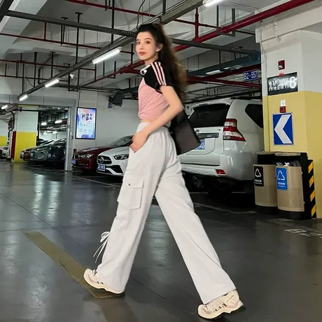 唐狮工装裤女2024春夏新款甜酷设计蝴蝶结大口袋休闲阔腿长裤1.27图片
