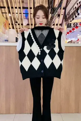 2023年新款春秋百搭女马甲背心针织女时尚潮流百搭显瘦慵懒风潮款商品大图