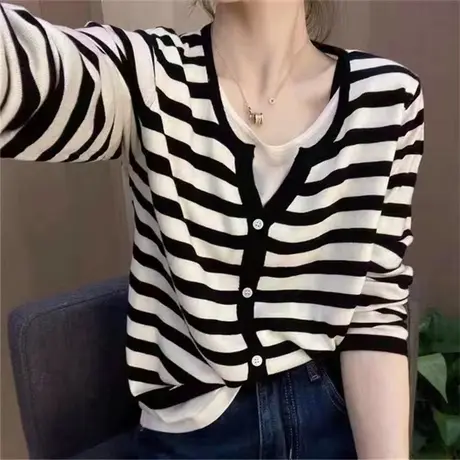 秋季女士毛衣2023年新款针织衫条纹宽松打底衫时尚百搭假两件上衣图片