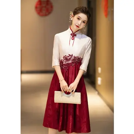 年轻喜婆婆婚宴装2024新款小个子高贵洋气婚礼喜服妈妈装旗袍礼服图片