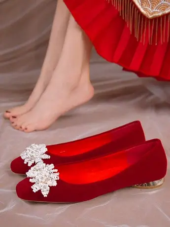 红色婚鞋女秀禾服婚纱两穿新娘鞋孕妇可穿平底订婚结婚单鞋不累脚商品大图