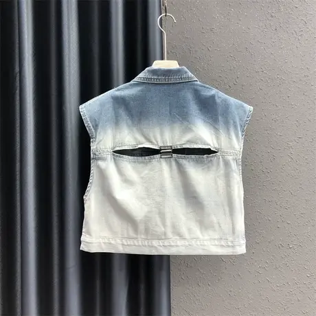 2023秋季新款浅蓝色渐变色后镂空宽松显瘦牛仔外套女休闲马甲上衣图片