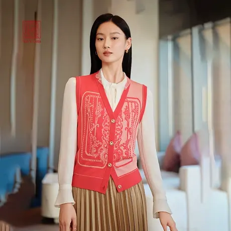 EP雅莹高端系列 丝羊毛国风提花红色针织马甲 2024早春新品9002A图片