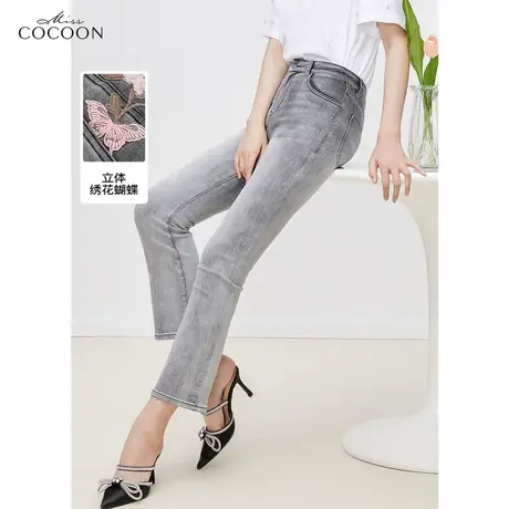 missCOCOON做旧复古高腰牛仔裤女2023新款夏季显瘦绣花休闲微喇裤图片