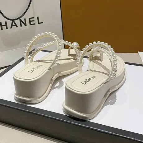 法式珍珠高跟凉拖鞋女夏季外穿坡跟套趾夹脚仙女风厚底时尚一字拖商品大图