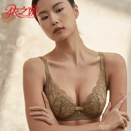 依之妮超薄文胸单层杯性感大胸显小内衣4扣调整型胸罩侧收女副乳商品大图