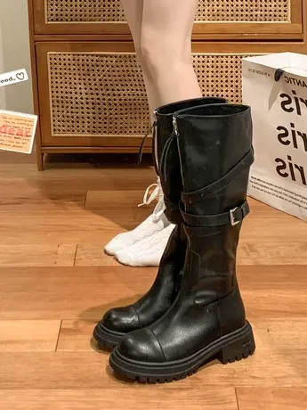 2023春秋新款不过膝长靴女马丁靴皮带扣厚底机车骑士靴高筒时装靴图片