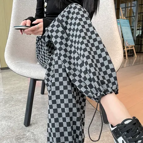 棋盘格运动裤女宽松束脚春秋季高腰显瘦休闲直筒阔腿格子灯笼卫裤图片