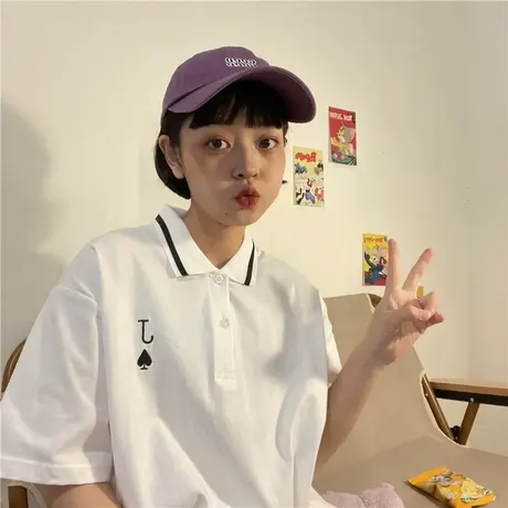 红续扑克牌刺绣Polo领纯棉短袖T恤女复古港风小个子宽松2023新款图片