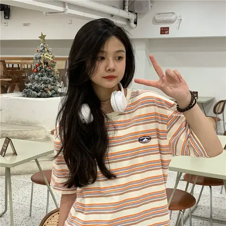 红续韩版复古休闲条纹短袖T恤女2023春夏季新款港风半袖上衣ins潮图片